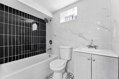 311 Lyon Street, Valley Stream, NY 11580 - Photo 43