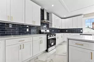 311 Lyon St, Valley Stream, NY 11580 - Photo 13