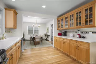 125 Travers Ave, Mamaroneck, NY 10543 - Photo 13