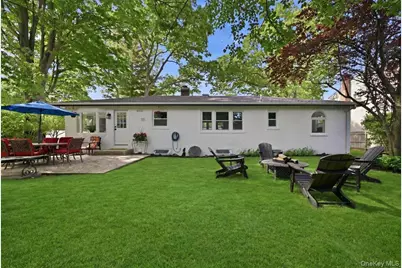 241 Commonwealth Avenue, Massapequa, NY 11758 - Photo 37