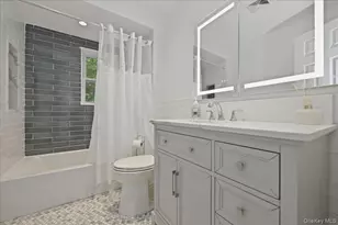 241 Commonwealth Ave, Massapequa, NY 11758 - Photo 23