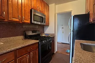 1853 Central Park Ave, Yonkers, NY 10710 - Photo 3