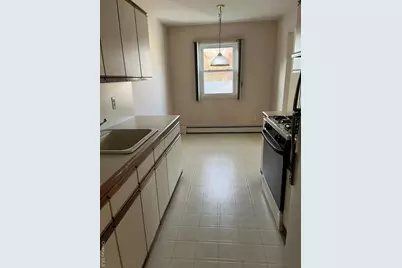 260 Waverly Avenue #15, Patchogue, NY 11772 - Photo 7