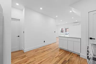 179-11 120th Avenue, Saint Albans, NY 11434 - Photo 9