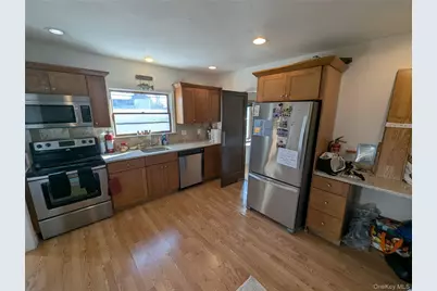 153 W Main Street, Kings Park, NY 11754 - Photo 7