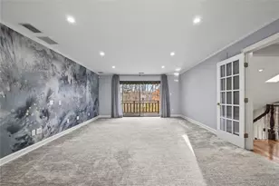 1 Yale Dr, Manhasset, NY 11030 - Photo 13