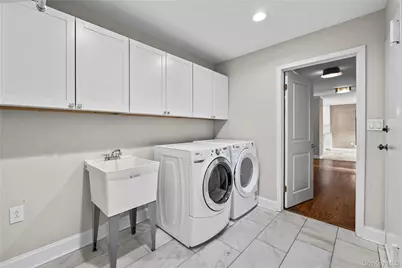 1 Yale Drive, Manhasset, NY 11030 - Photo 11