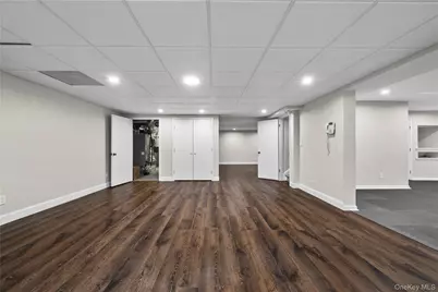 1 Yale Drive, Manhasset, NY 11030 - Photo 27