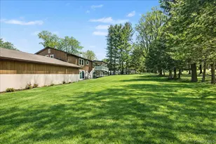 366 Overlook Rd, Pleasant Valley, NY 12569 - Photo 35
