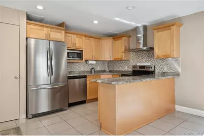 425 Shore Rd #2B, Long Beach, NY 11561 - Photo 9