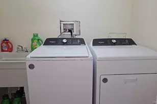 84-15 25th Ave, East Elmhurst, NY 11370 - Photo 27