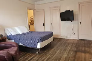 84-15 25th Ave, East Elmhurst, NY 11370 - Photo 15