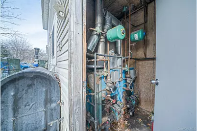 78 Eleanor Avenue, Mastic, NY 11950 - Photo 25