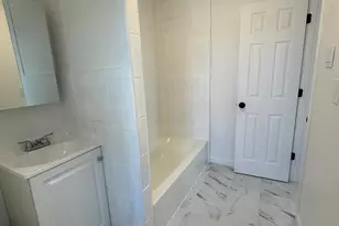 218-17 109th Ave, Queens Village, NY 11429 - Photo 31