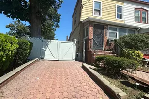 218-17 109th Ave, Queens Village, NY 11429 - Photo 23