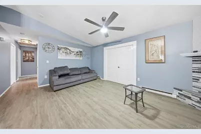 9 Gail Drive, Loch Sheldrake, NY 12759 - Photo 3