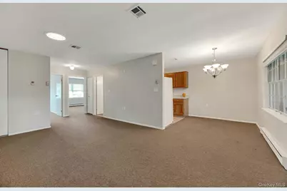 164 Falmouth Court #E, Ridge, NY 11961 - Photo 11