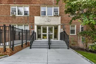 60 Knolls Crescent, Bronx, NY 10463 - Photo 1
