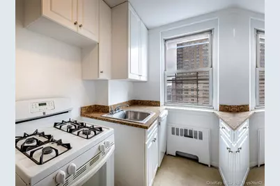 60 Knolls Crescent #7L, Bronx, NY 10463 - Photo 7