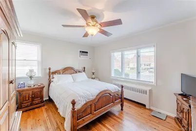 14 Cypress Street, Farmingdale, NY 11735 - Photo 5