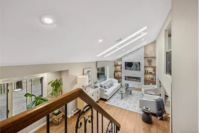 17 Dover Lane, Old Bethpage, NY 11804 - Photo 15