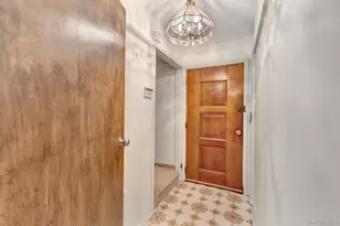 254 N Richmond Ave, Massapequa, NY 11758 - Photo 17