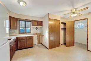 254 N Richmond Ave, Massapequa, NY 11758 - Photo 19