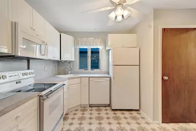 254 N Richmond Avenue, Massapequa, NY 11758 - Photo 5