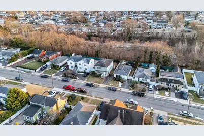 254 N Richmond Avenue, Massapequa, NY 11758 - Photo 35