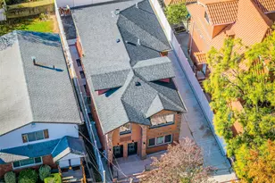 46-34 211th St, Bayside, NY 11361 - Photo 33