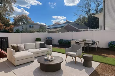 4634 211th Street, Bayside, NY 11361 - Photo 27