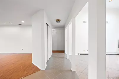 6 Hillview Court, Commack, NY 11725 - Photo 11