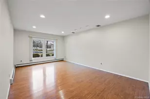 6 Hillview Ct, Commack, NY 11725 - Photo 13