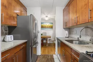 1085 Warburton Ave, Yonkers, NY 10701 - Photo 7