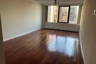 4 Martine Ave, White Plains, NY 10606 - Photo 9