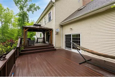 17 Stonegate Drive, Hyde Park, NY 12538 - Photo 33