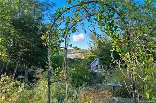 7 Landing Rd, Huntington, NY 11743 - Photo 37