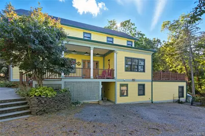 7 Landing Road, Huntington, NY 11743 - Photo 5