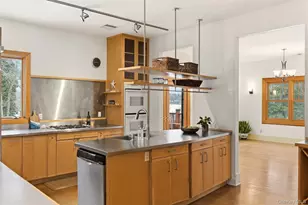 7 Landing Rd, Huntington, NY 11743 - Photo 13