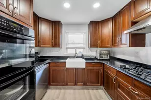 455 N Hamilton Ave, Lindenhurst, NY 11757 - Photo 11