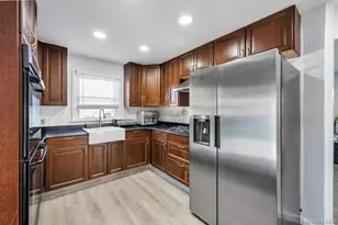 455 N Hamilton Ave, Lindenhurst, NY 11757 - Photo 9