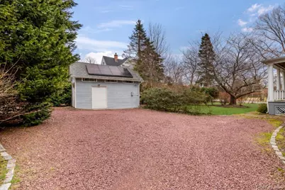 102 Sea Cliff Avenue, Sea Cliff, NY 11579 - Photo 39