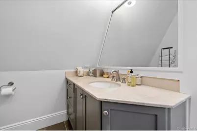 102 Sea Cliff Avenue, Sea Cliff, NY 11579 - Photo 33