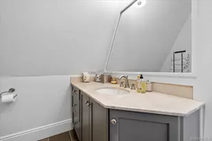 102 Sea Cliff Ave, Sea Cliff, NY 11579 - Photo 33