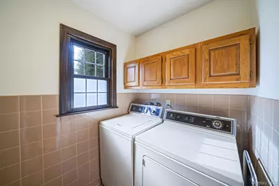 10 Penelope Drive, East Setauket, NY 11733 - Photo 19