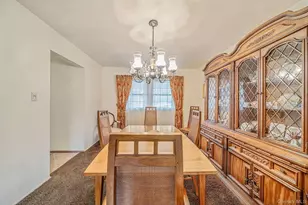 10 Penelope Dr, East Setauket, NY 11733 - Photo 13