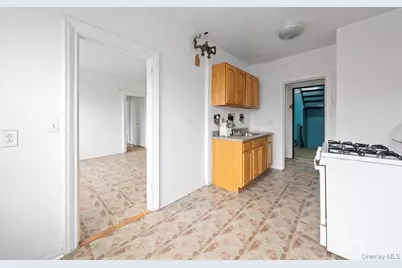 1715 Nelson Avenue #2D, Bronx, NY 10453 - Photo 7