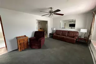 413 37th St, Lindenhurst, NY 11757 - Photo 3