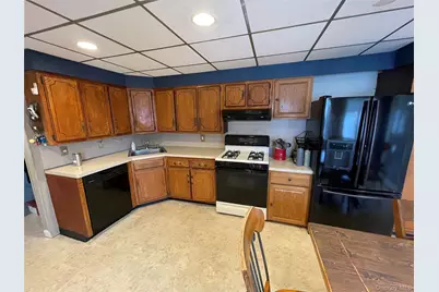 413 37th Street, Lindenhurst, NY 11757 - Photo 9