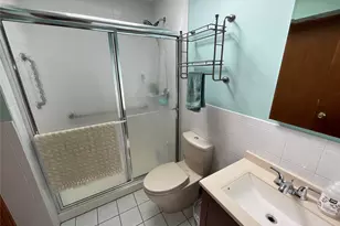 413 37th St, Lindenhurst, NY 11757 - Photo 15